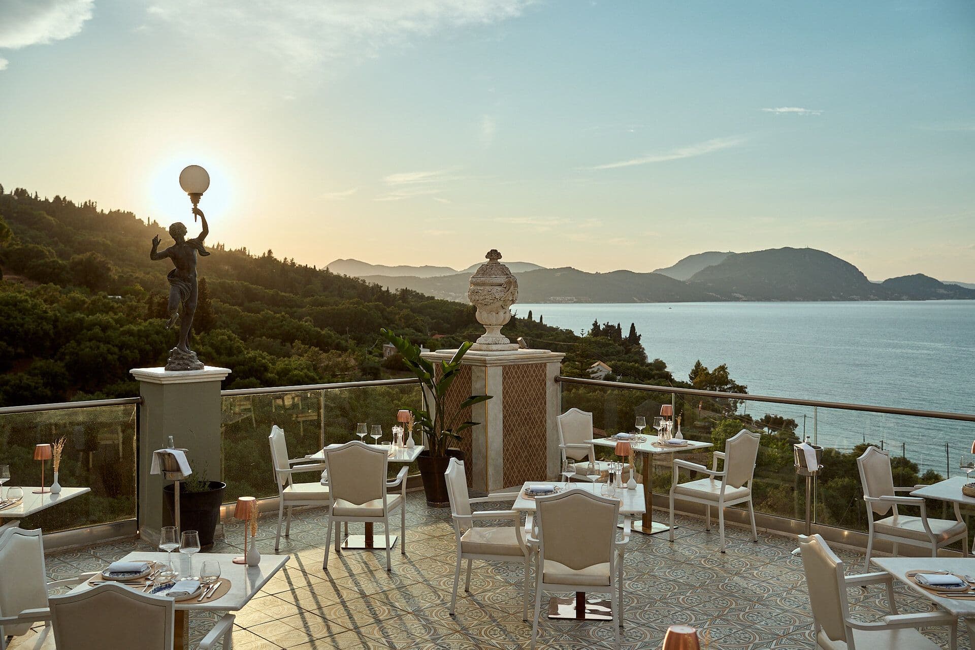 Ouranos Rooftop À la Carte Restaurant 