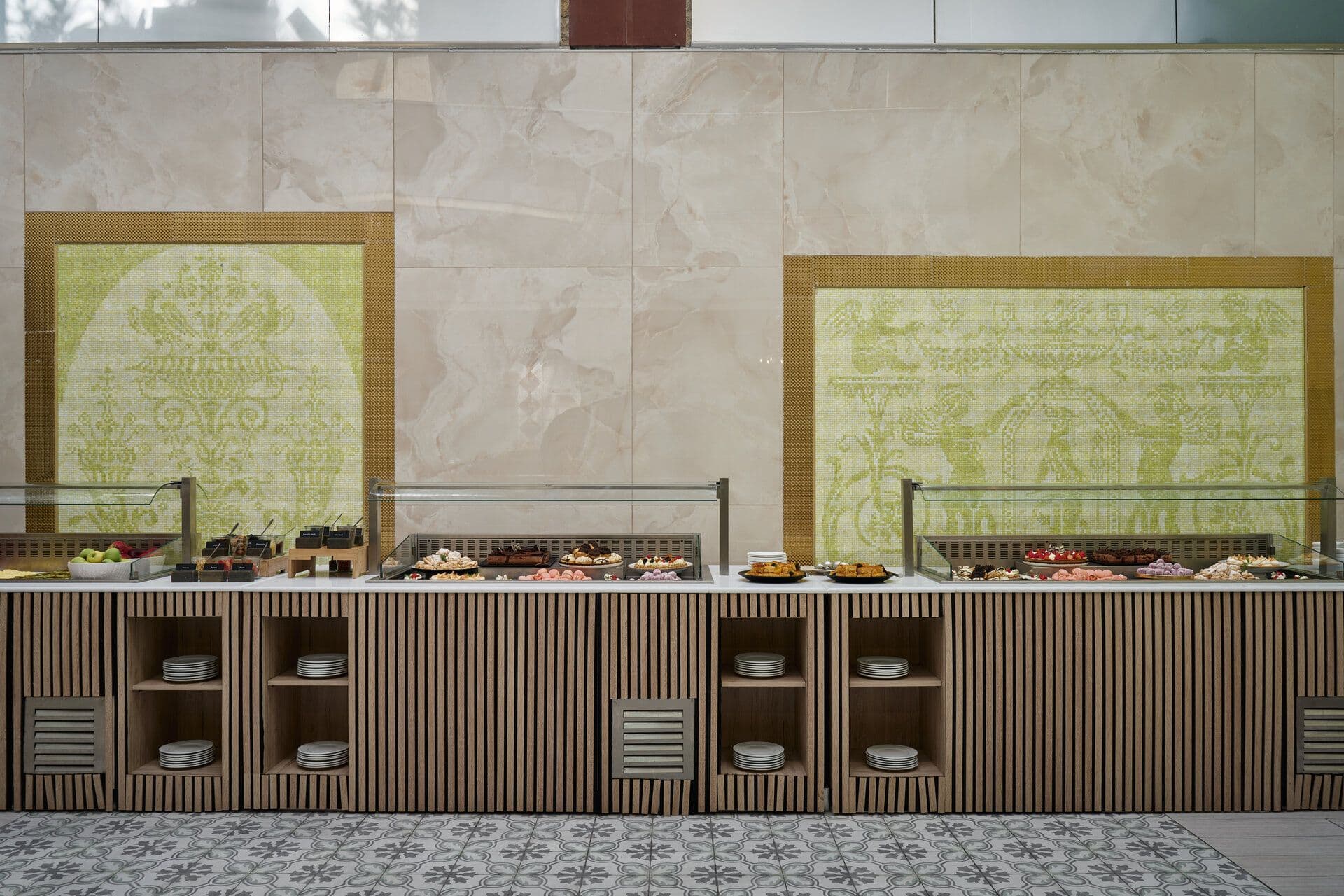 Zoe Main Restaurant