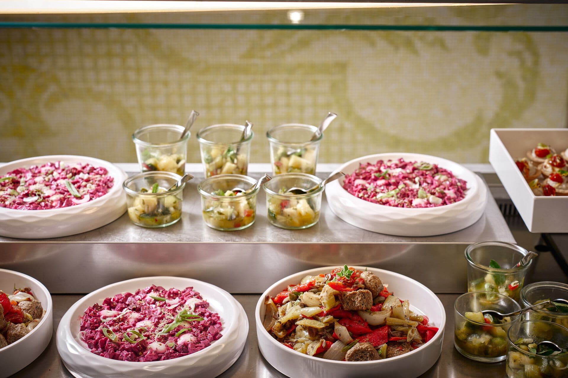 Zoe Main Restaurant