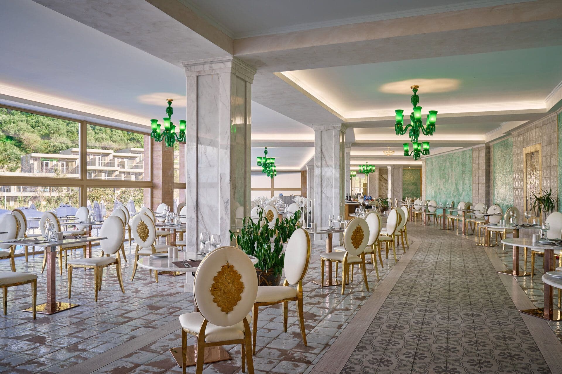 Zoe Main Restaurant