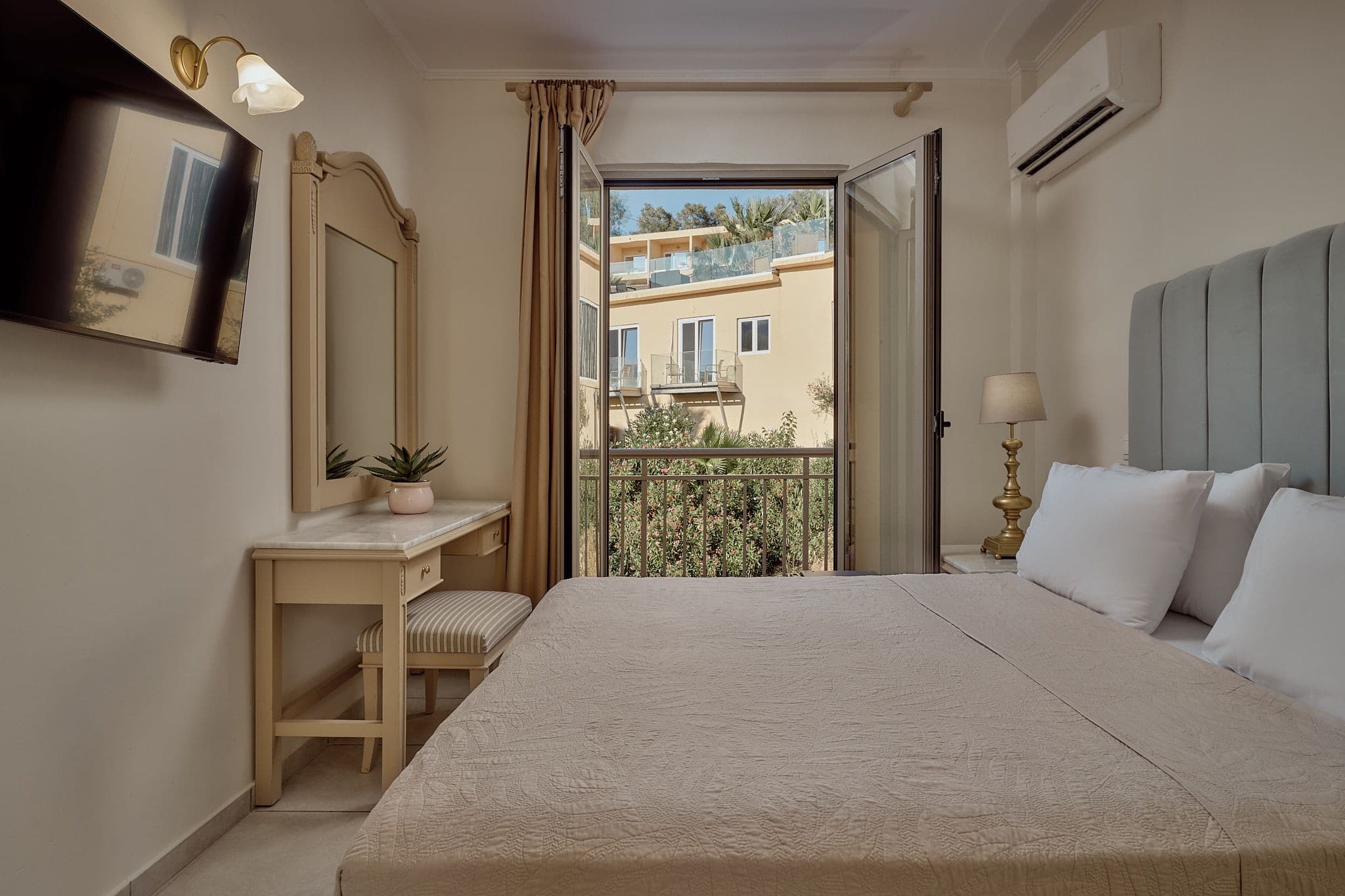 Double Room with Inland View