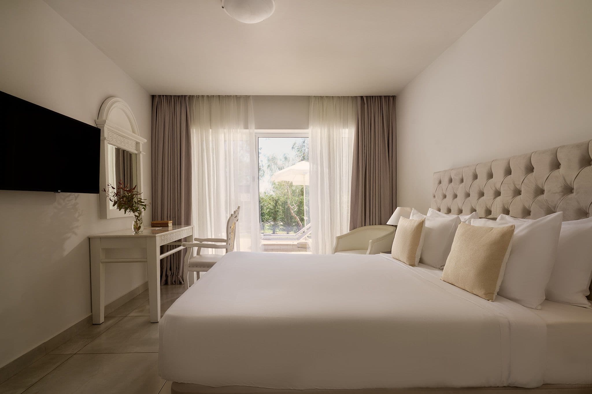 Grand Suite Sharing Pool