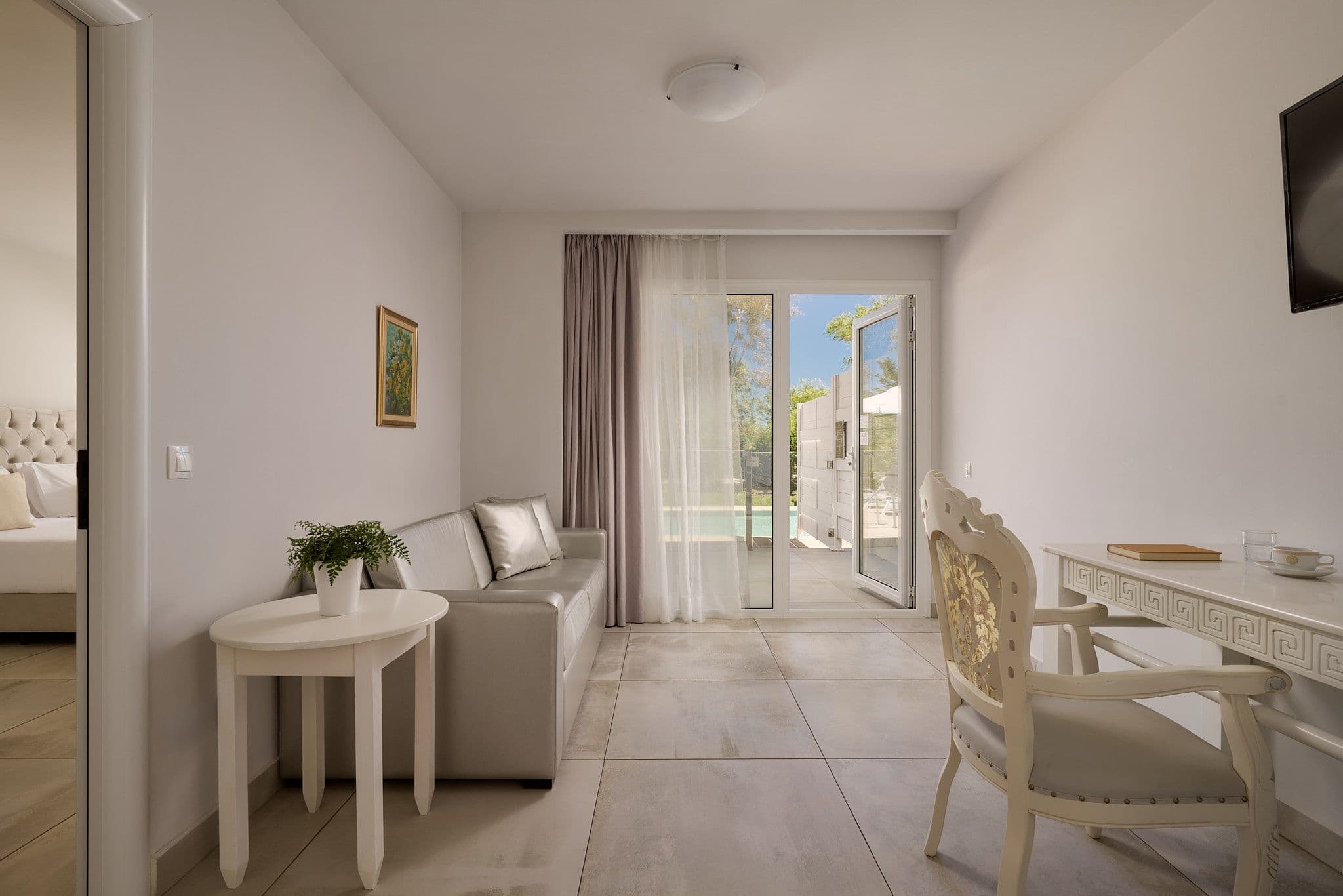 Grand Suite Sharing Pool