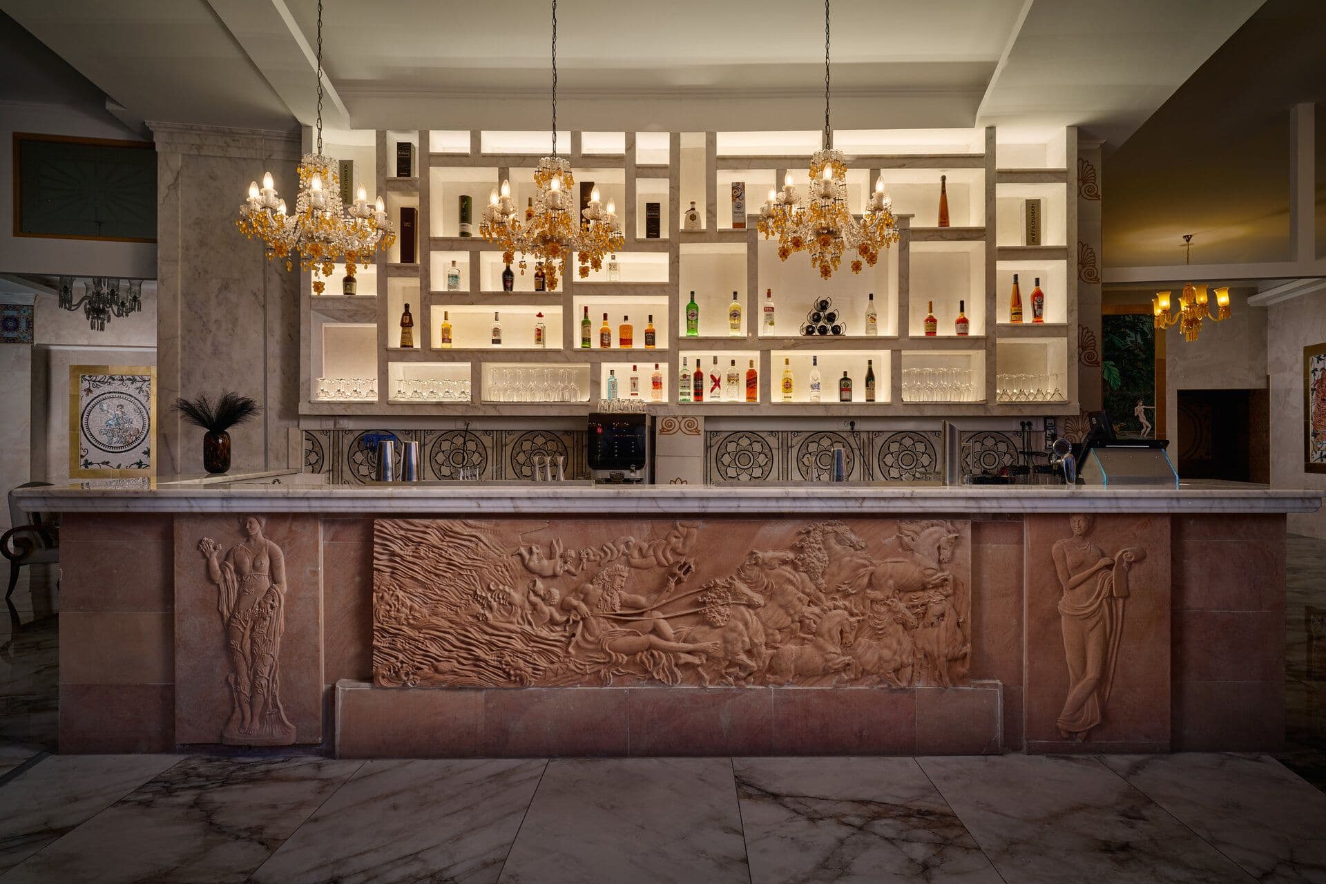 Gialynas A La Carte Restaurant